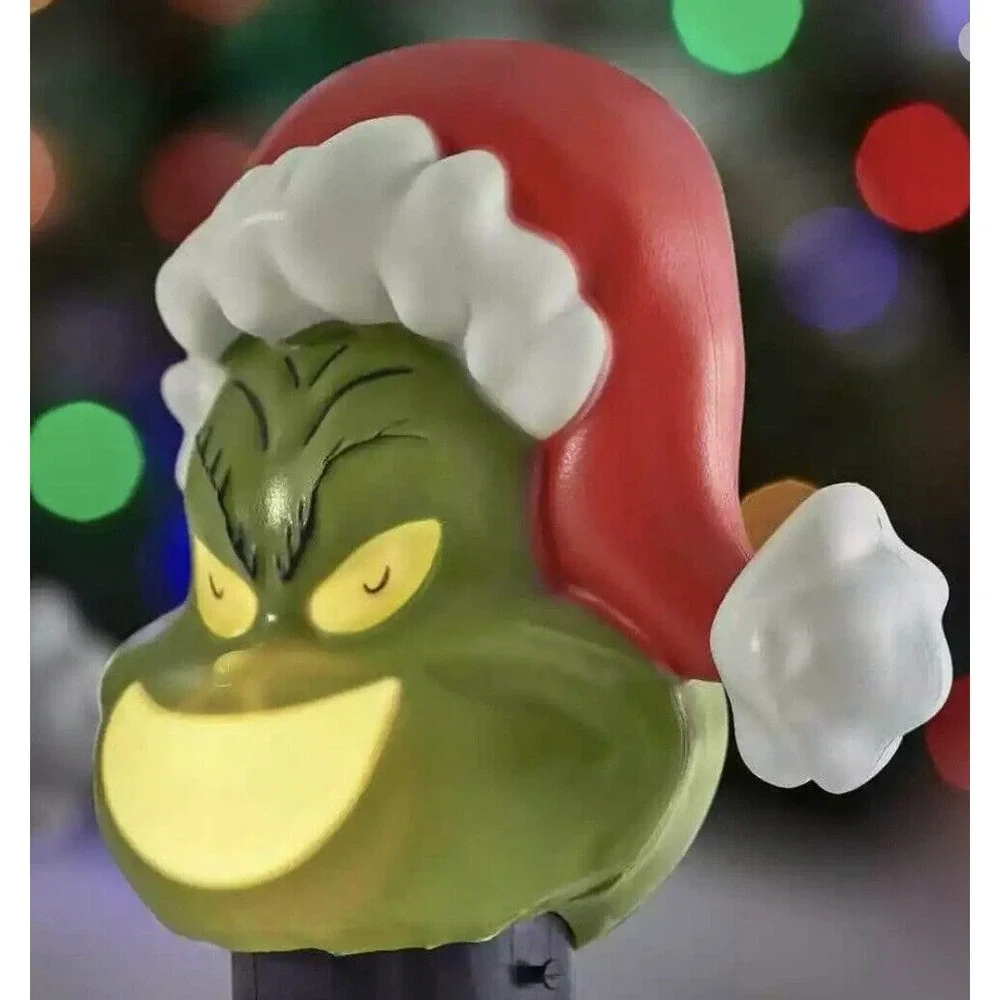 Christmas Grinch Battery-Operated Pathway Stakes (4‎ Count) With Santa Hat LED